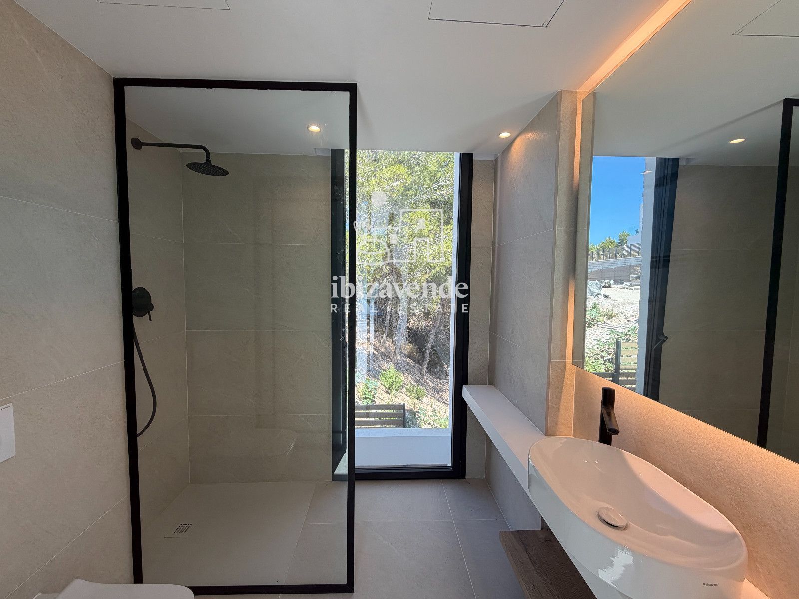 Mobilia Inmueble Image