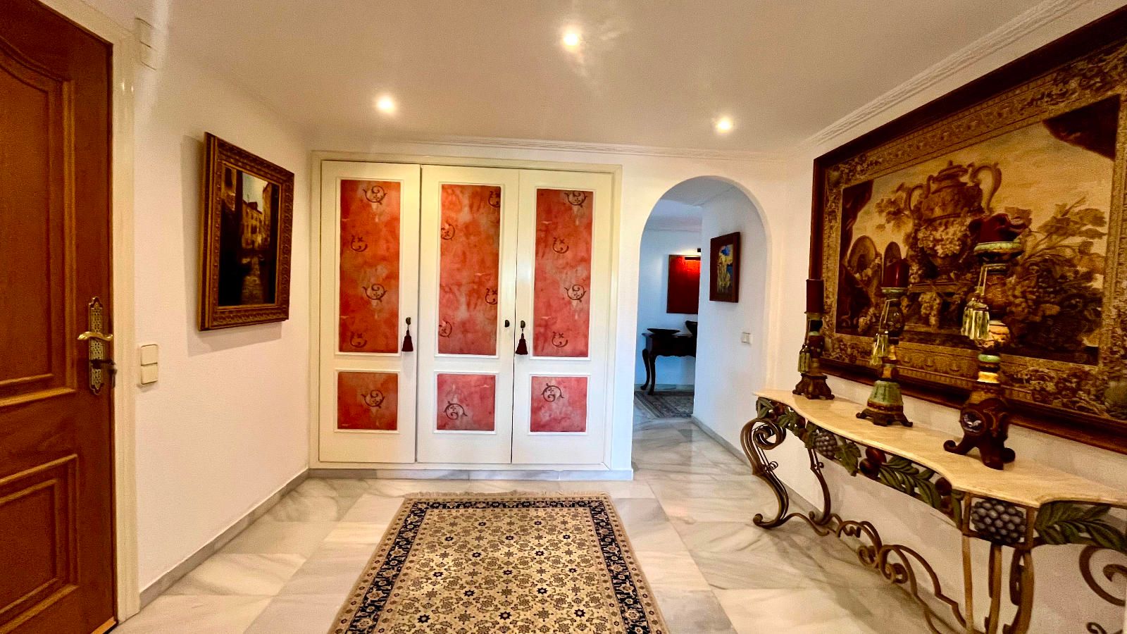 Apartment in Ibiza - Image 2