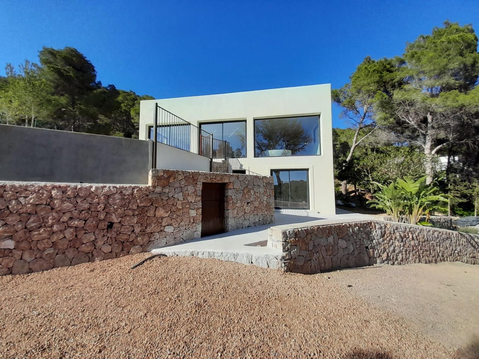 House in Santa Eularia des Riu - Image 2