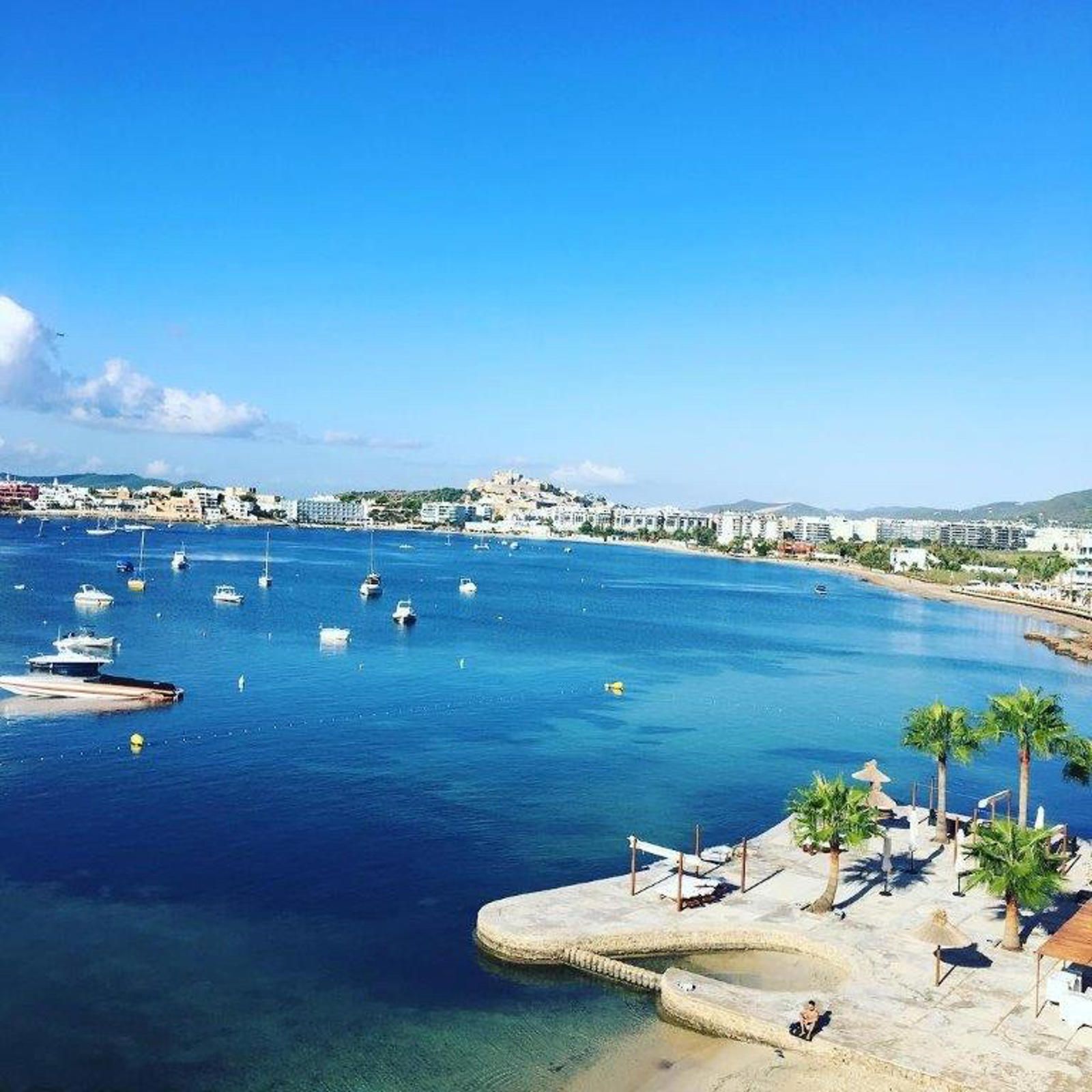 House in Santa Eularia des Riu - Image 5