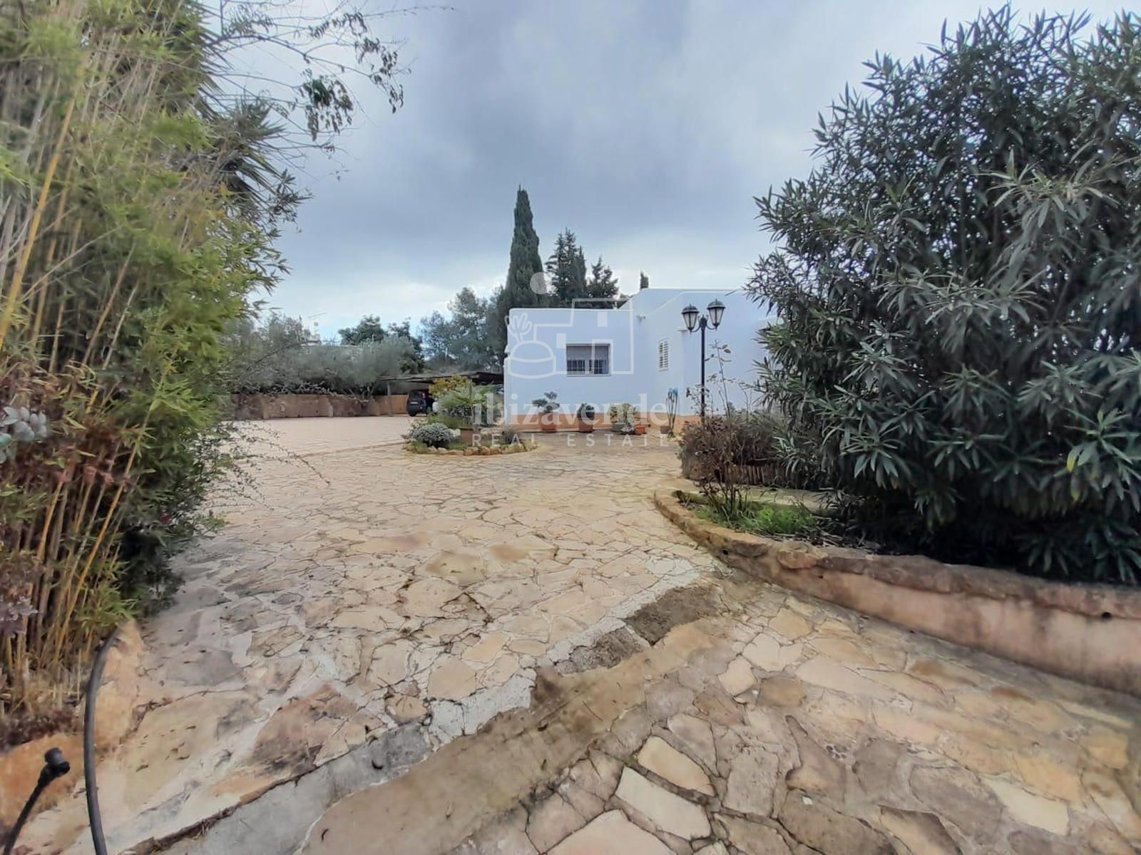 Exterior/Jardín