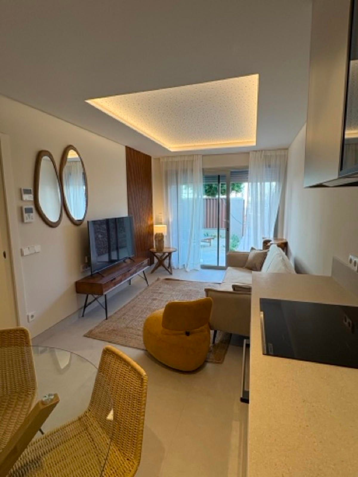 Apartment in Sant Antoni de Portmany - Image 5