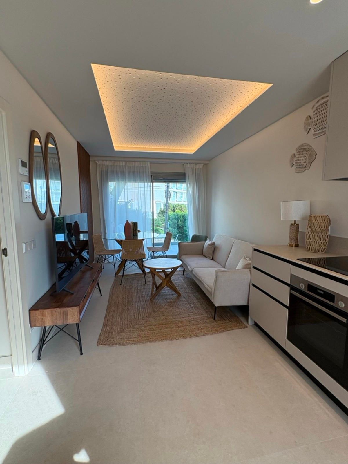 Apartment in Sant Antoni de Portmany - Image 5