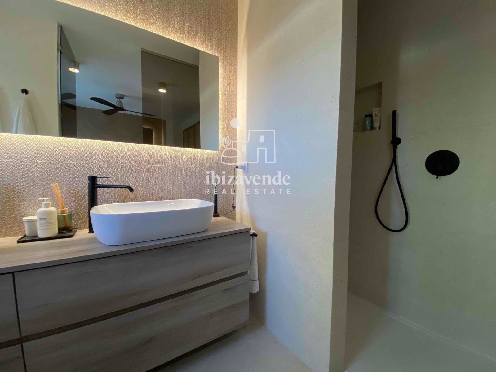 Mobilia Inmueble Image