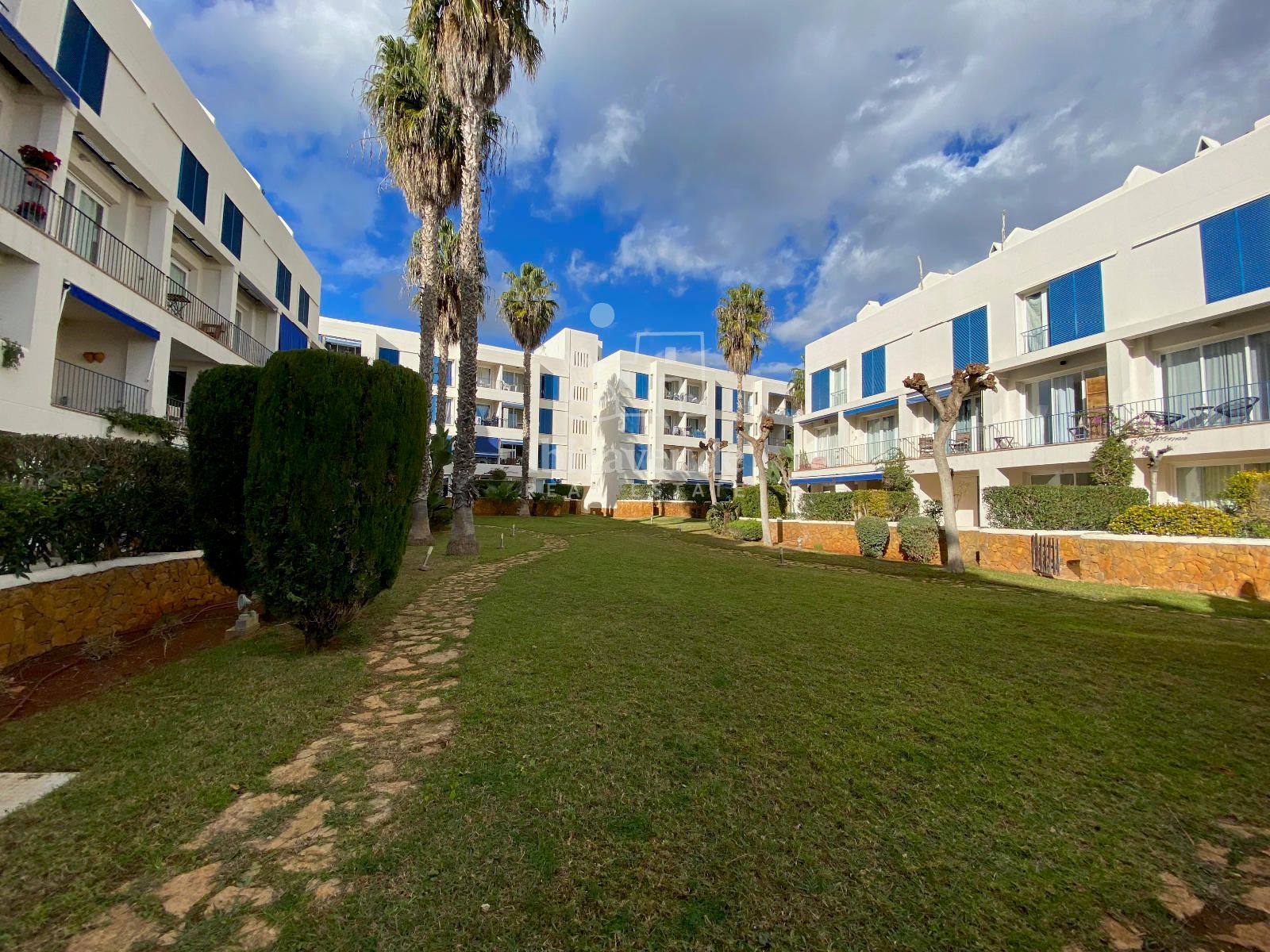 Exterior/Jardín