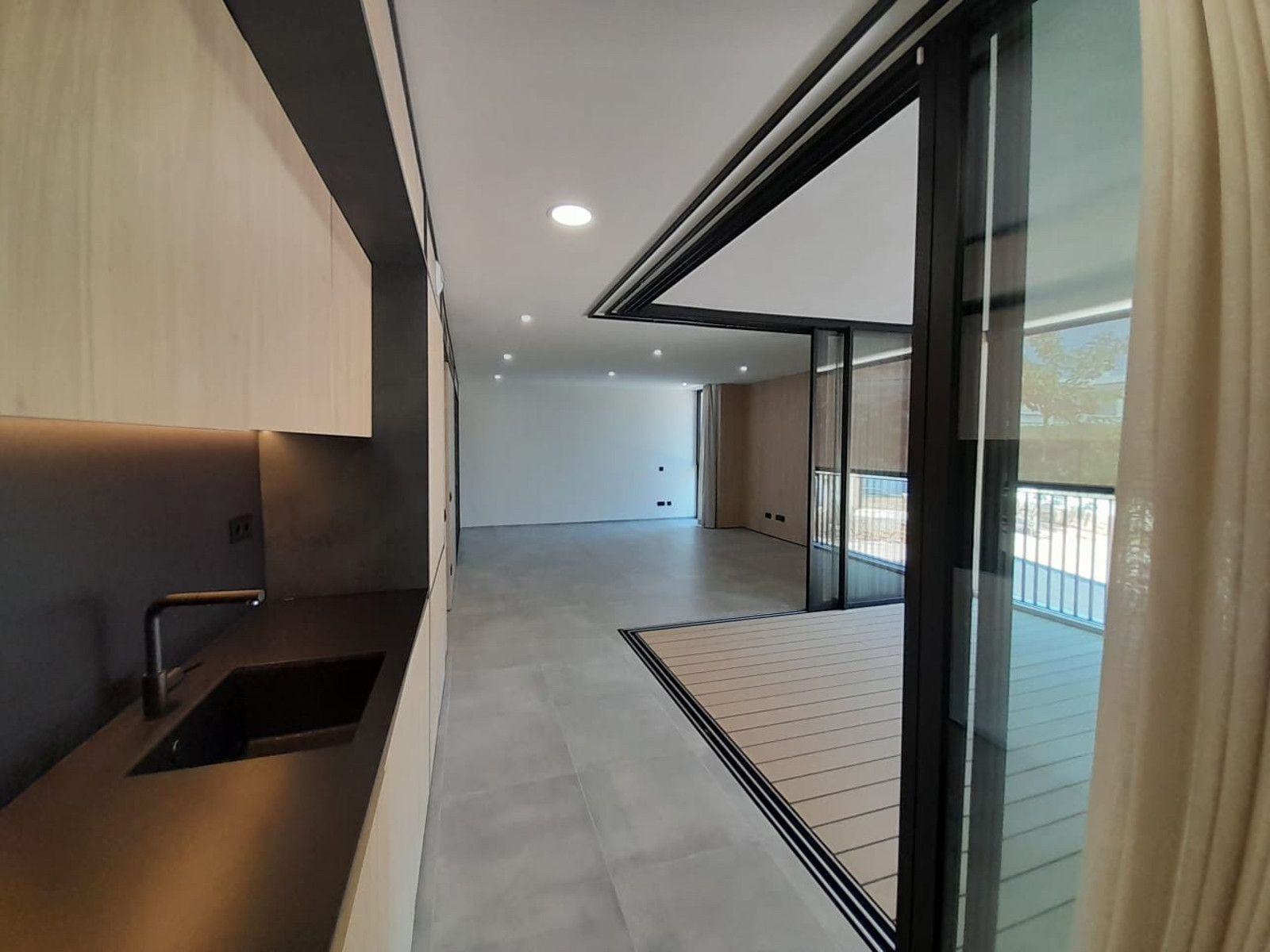 Apartment in Santa Eularia des Riu - Image 5