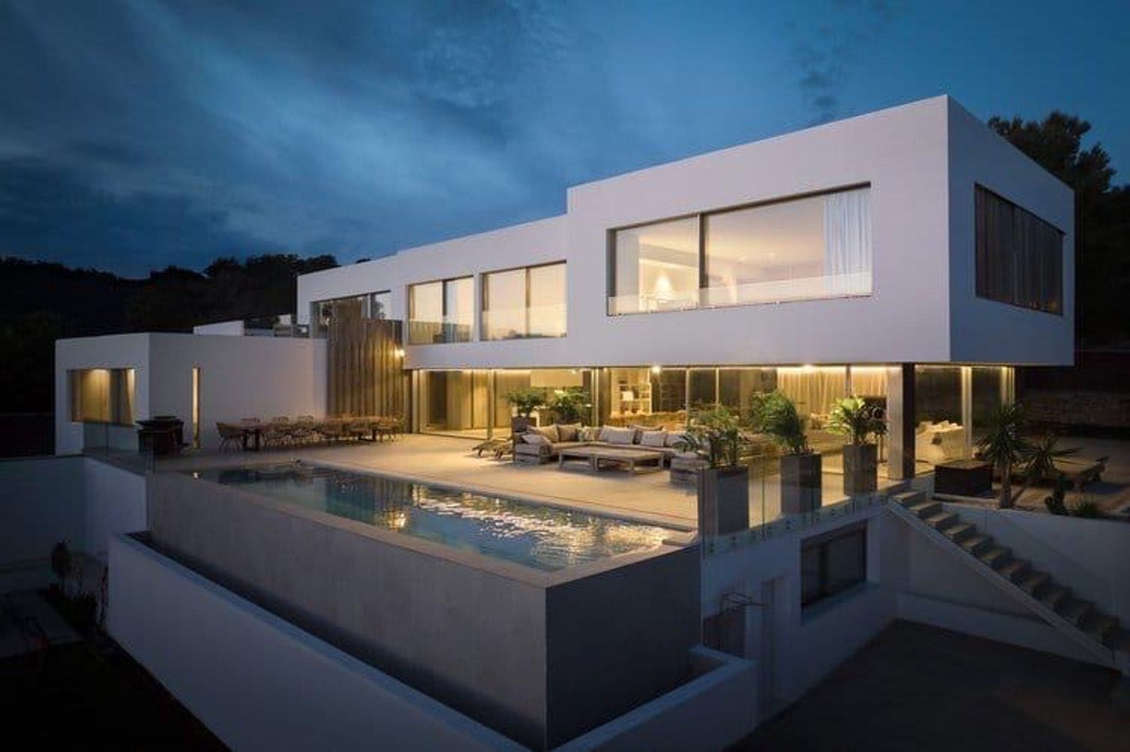 Villa in Cala de Portinatx - view 1