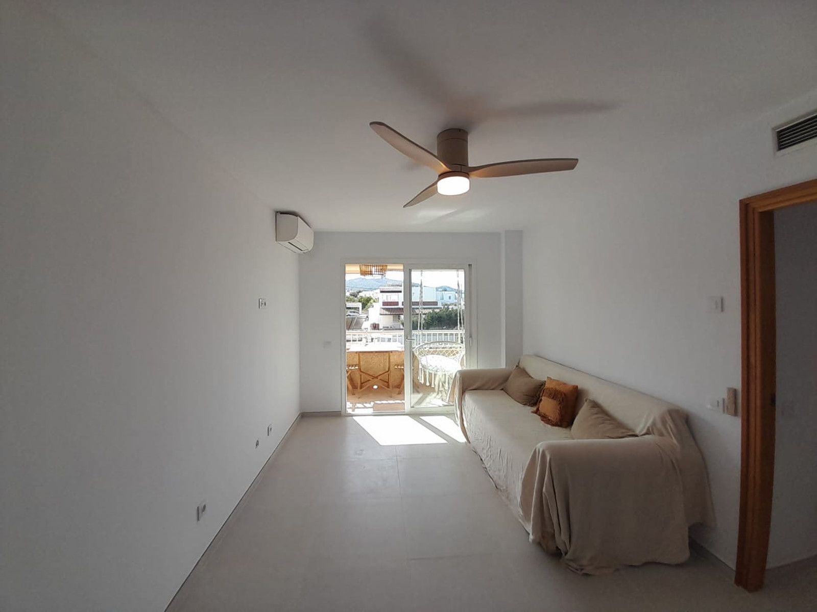 Apartment in Es Calo des Moro - Image 3