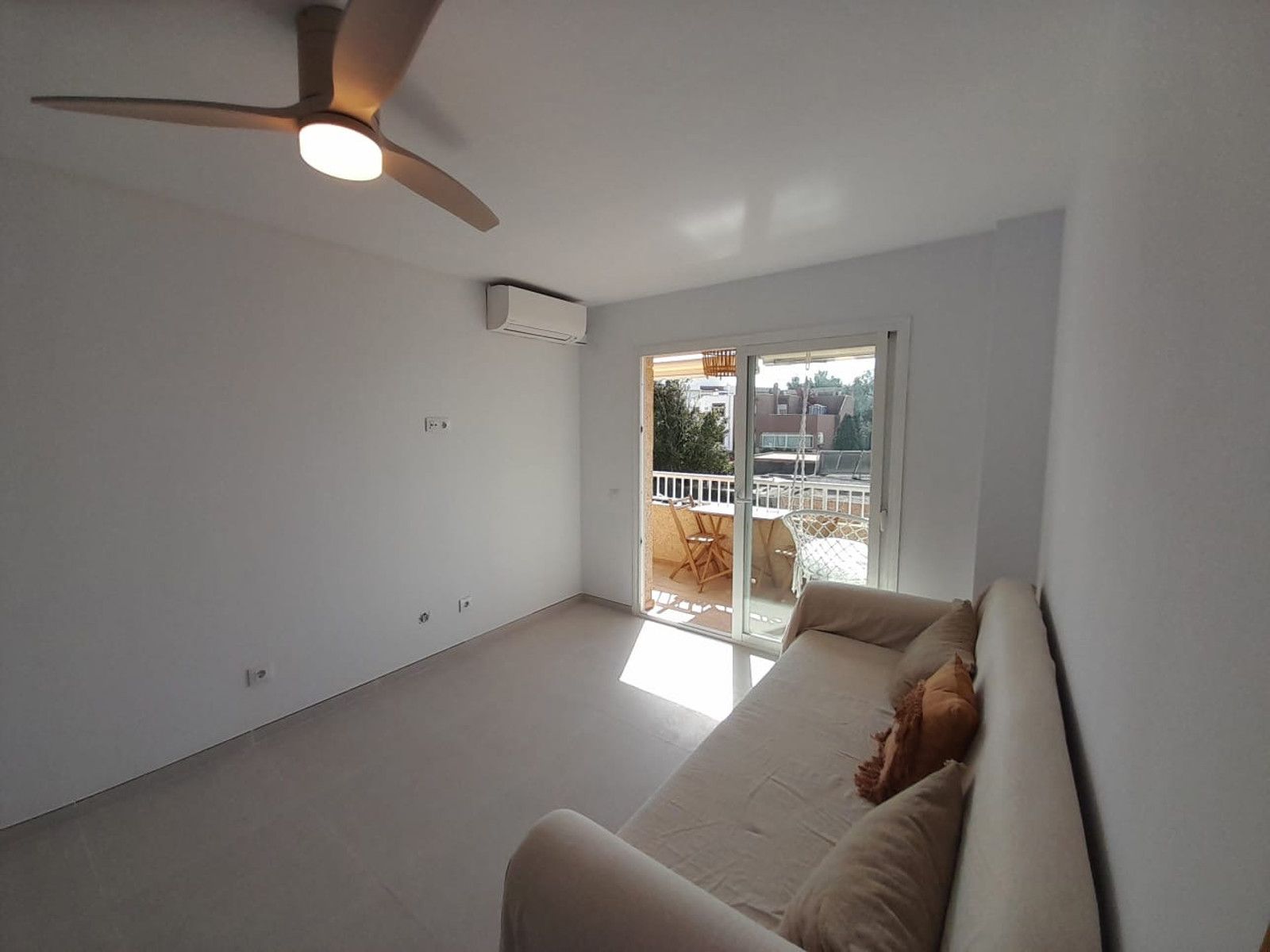 Apartment in Es Calo des Moro - Image 4