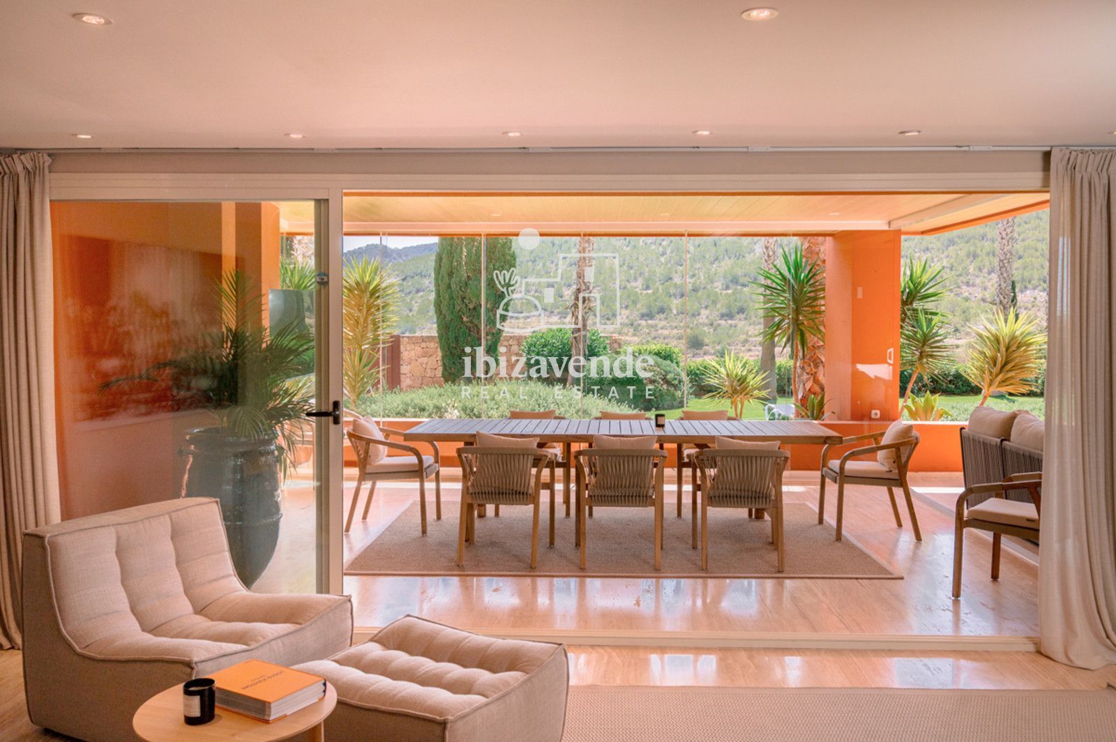 Appartement te koop Santa Eularia des Riu, Baleares. Ref: 4448. Ibizavende