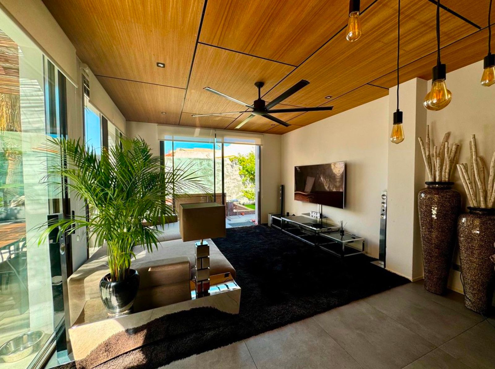 Villa in Cala Bassa - view 1