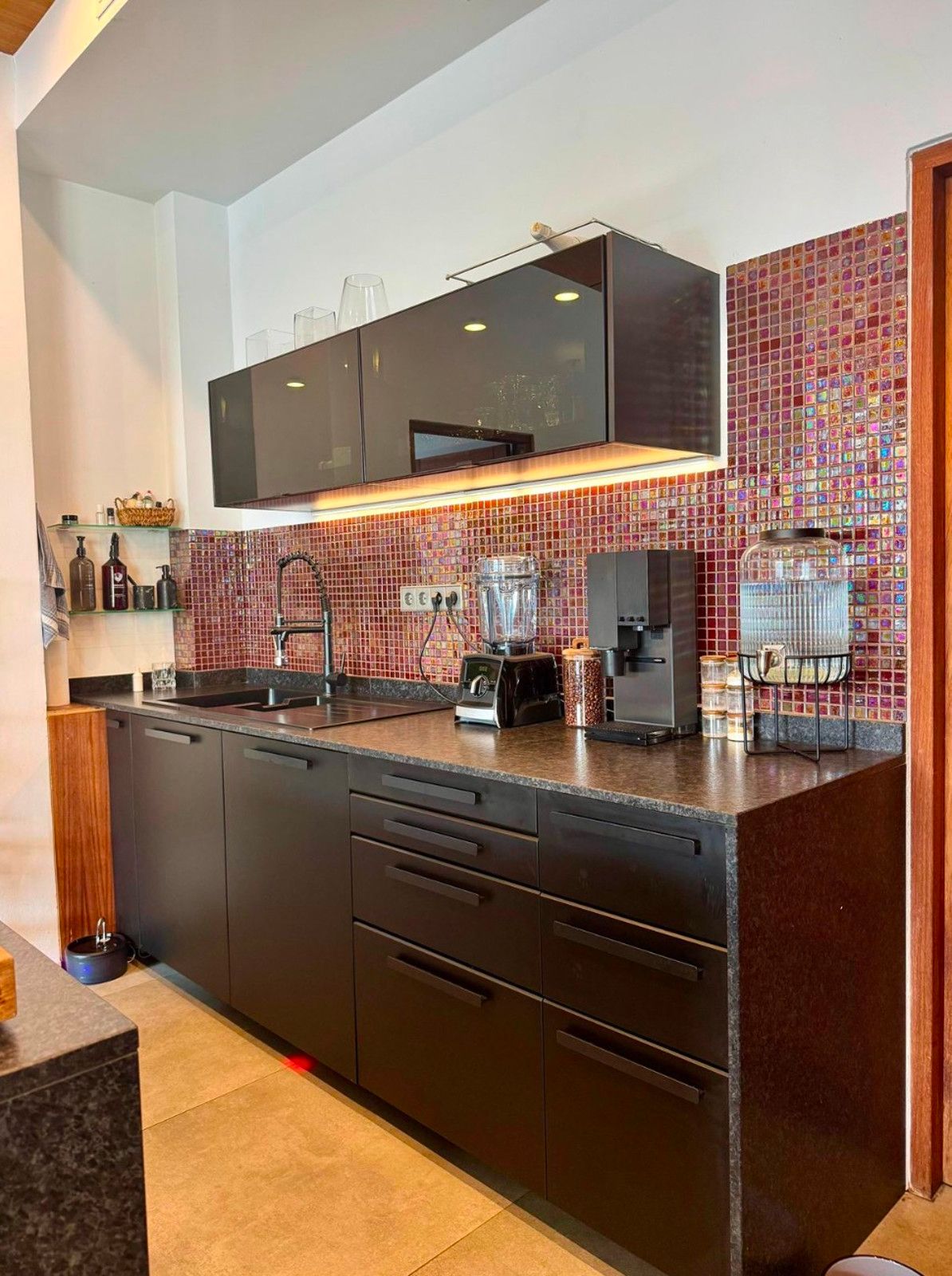 Villa in Cala Bassa - Image 4