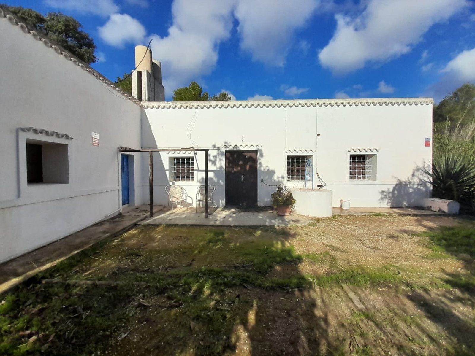 Villa in Santa Agnes de Corona - Image 4