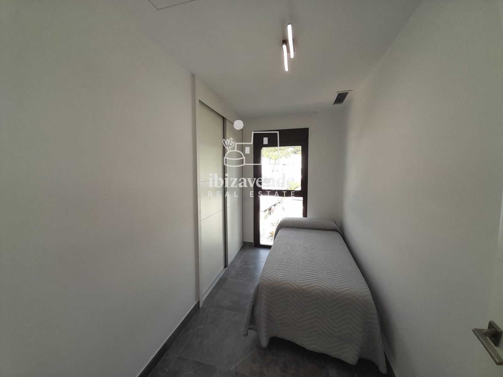 Mobilia Inmueble Image