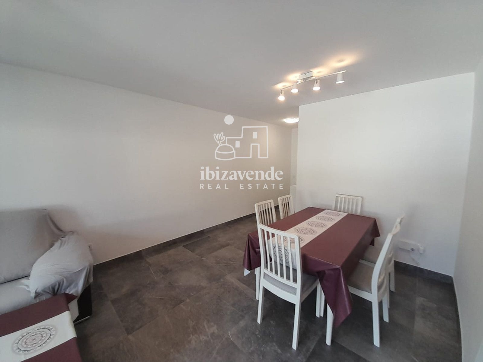 Mobilia Inmueble Image