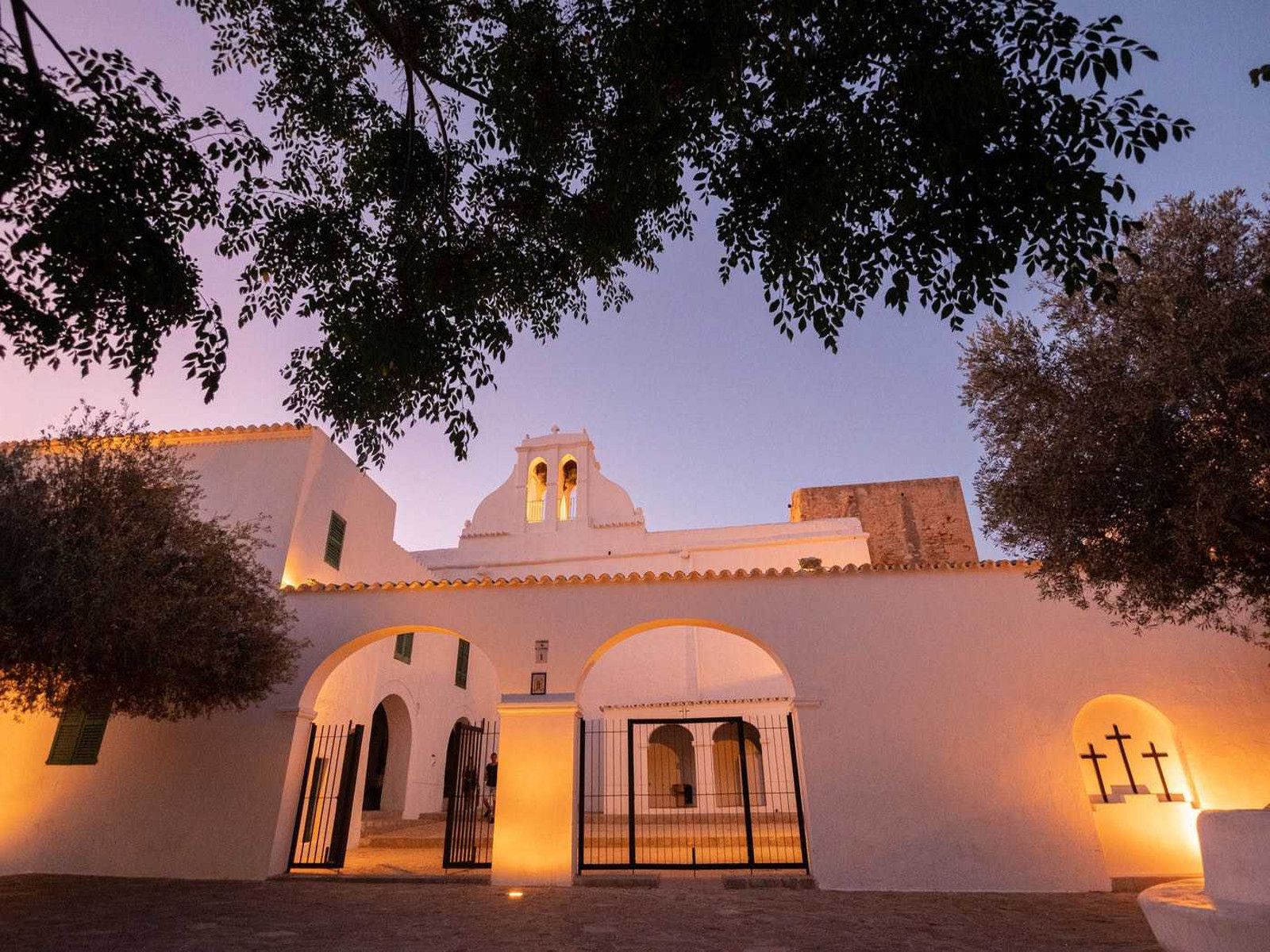 Villa in Port d'es Torrent - view 1