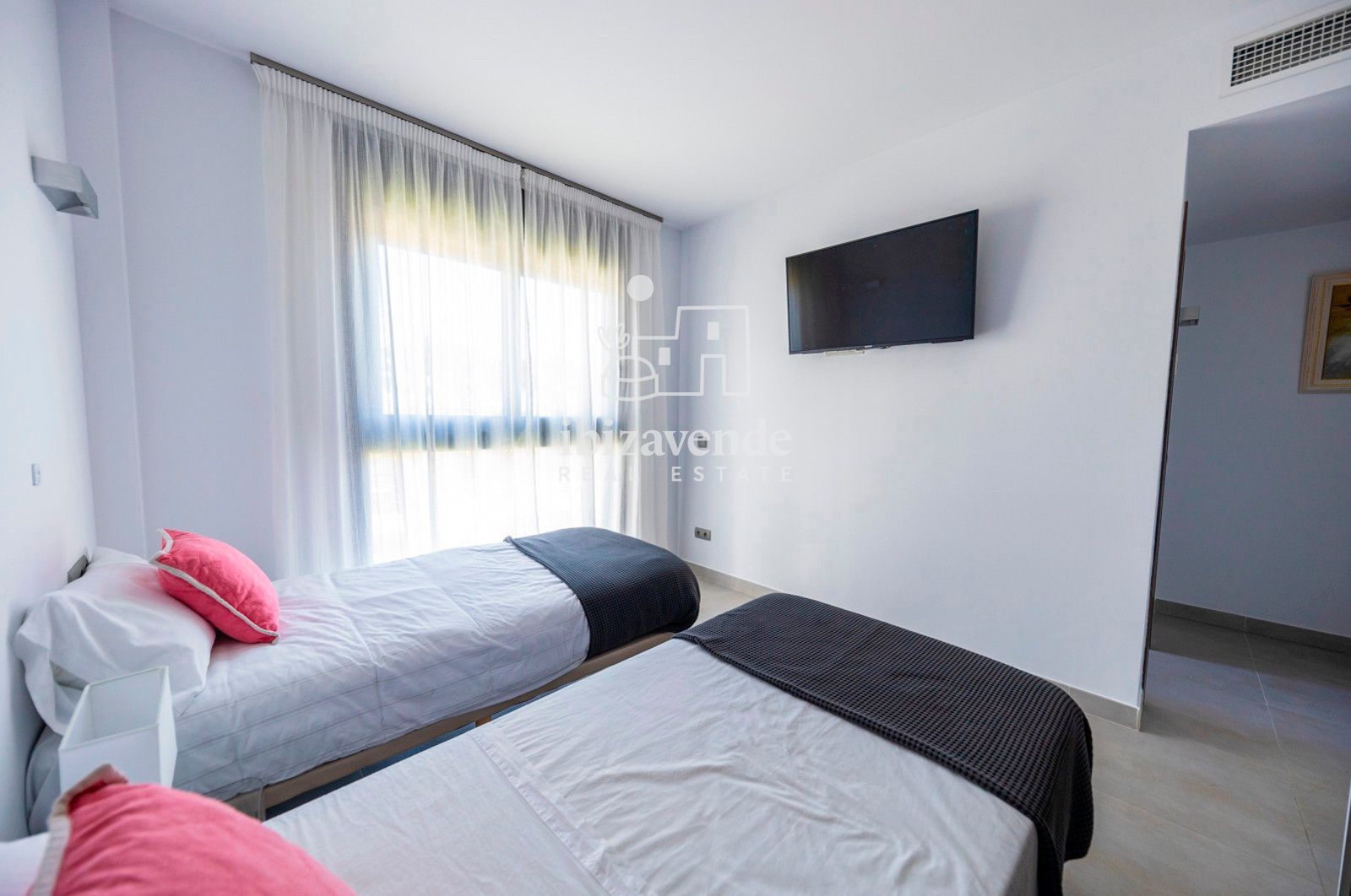 Mobilia Inmueble Image