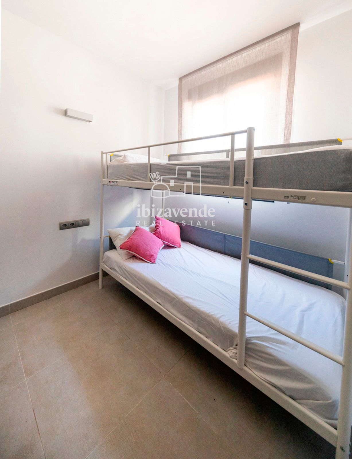 Mobilia Inmueble Image