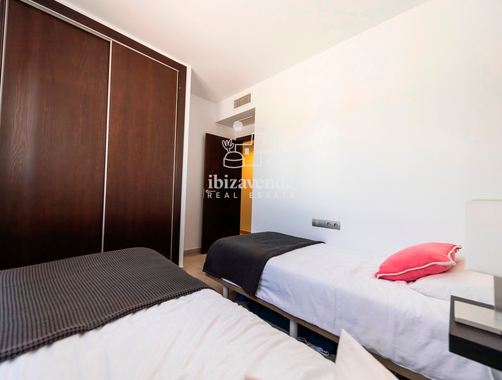 Mobilia Inmueble Image