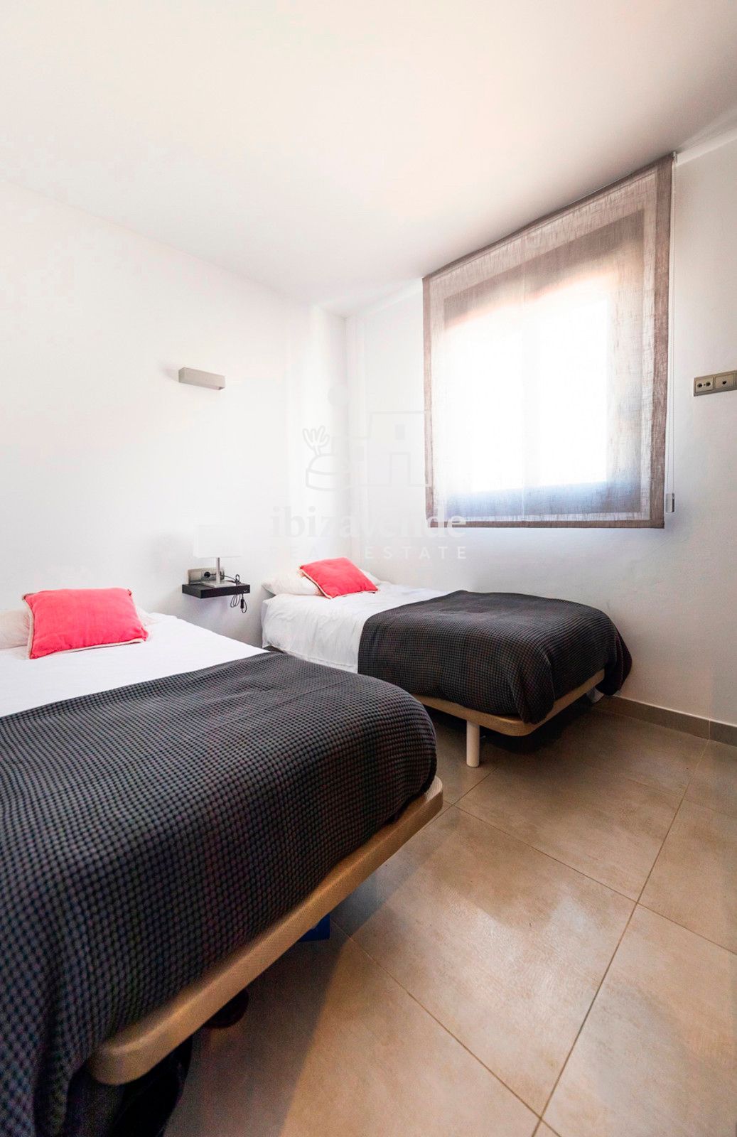 Mobilia Inmueble Image