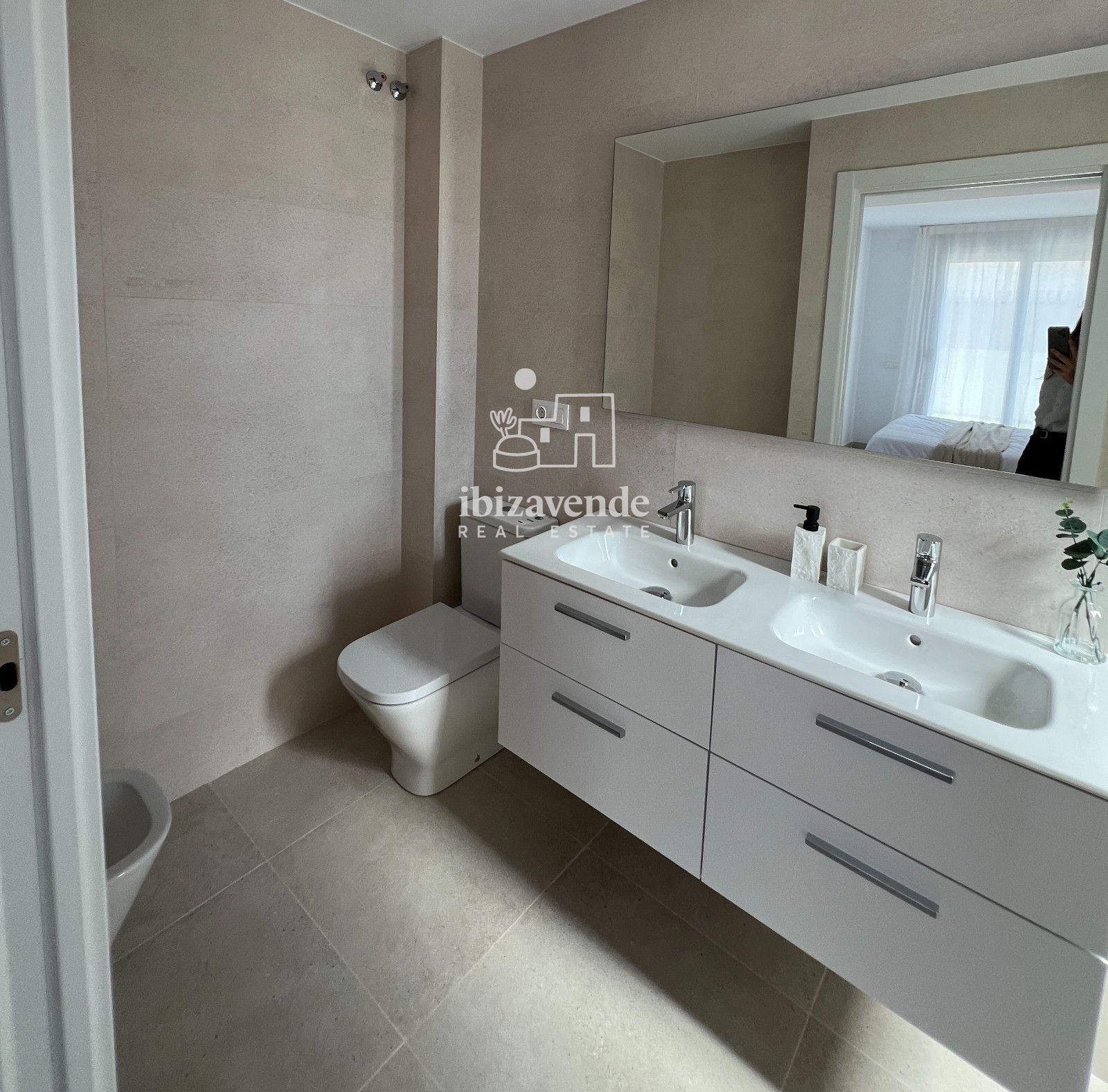 Mobilia Inmueble Image