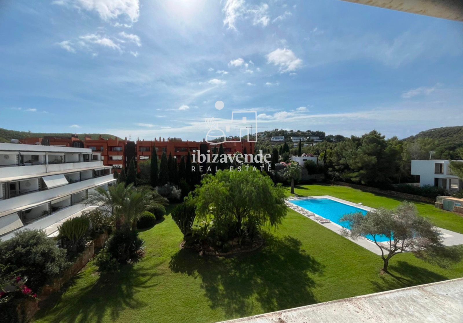 Duplex te koop Santa Eularia des Riu, Baleares. Ref: 4510. Ibizavende