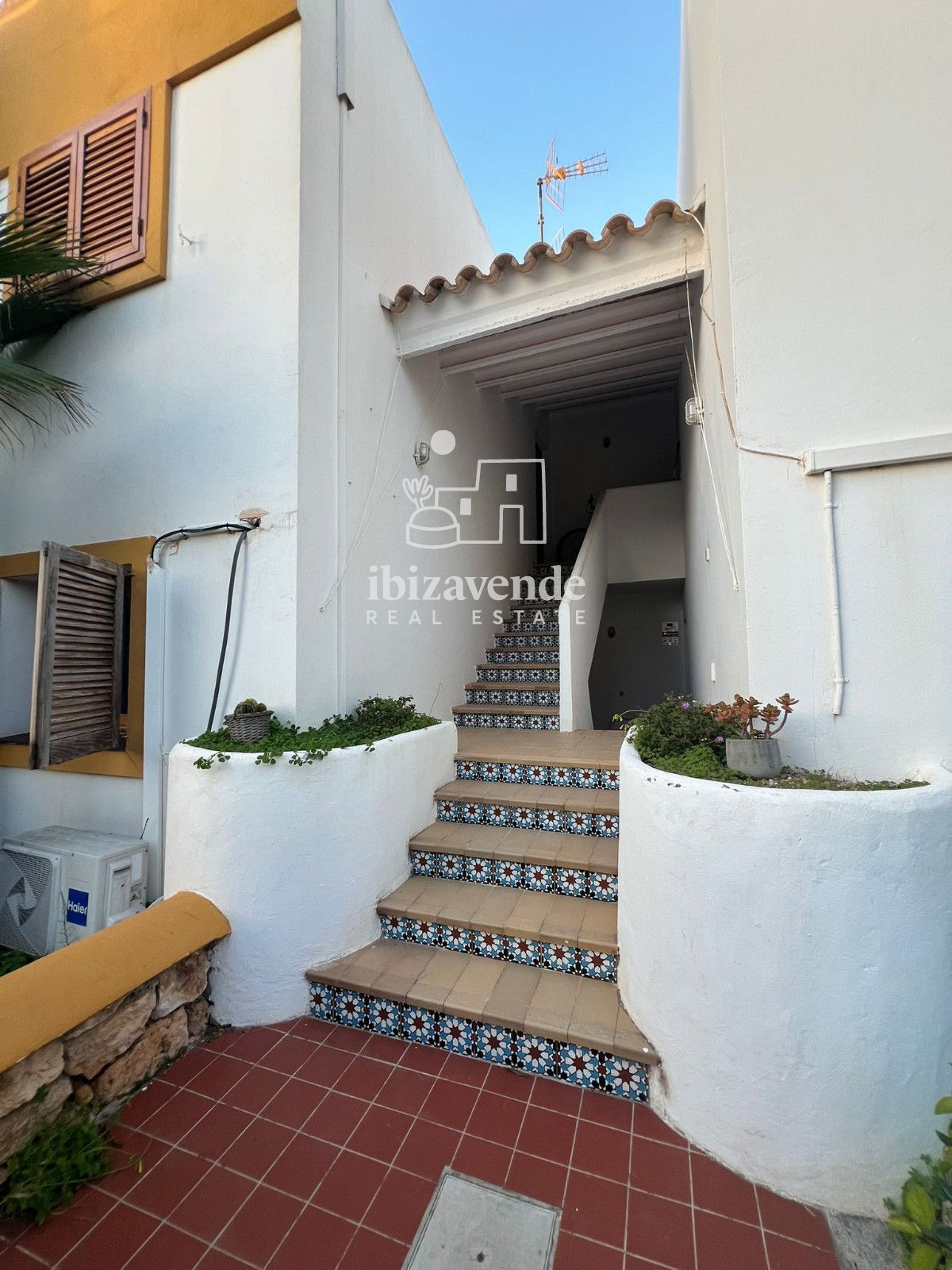 Mobilia Inmueble Image