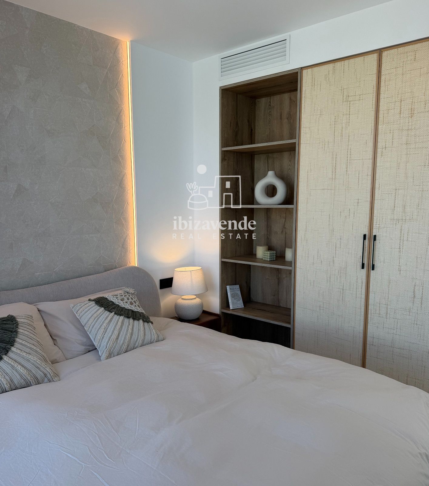 Mobilia Inmueble Image