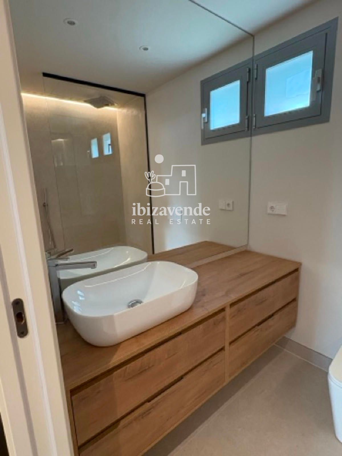Mobilia Inmueble Image