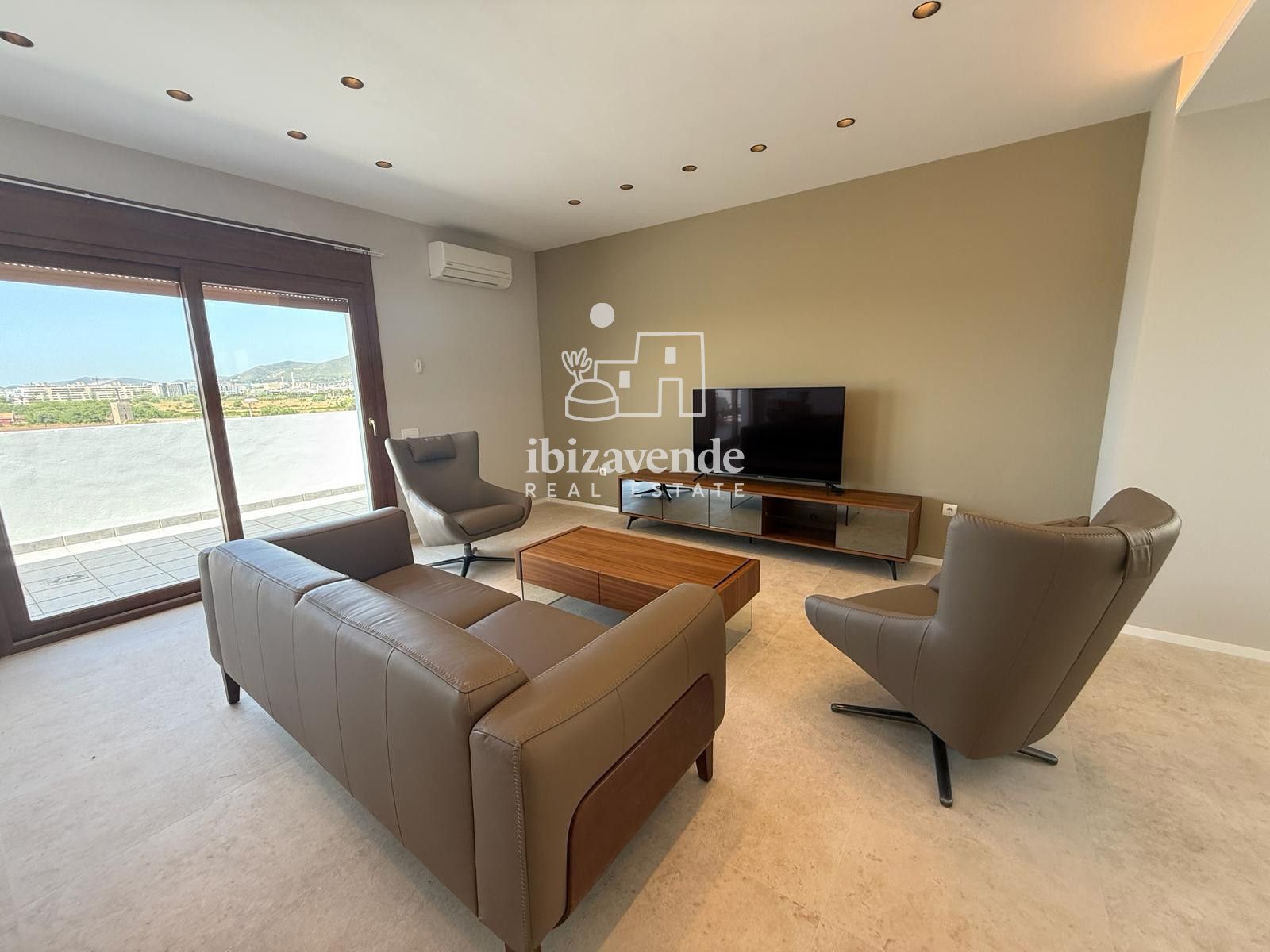 Mobilia Inmueble Image