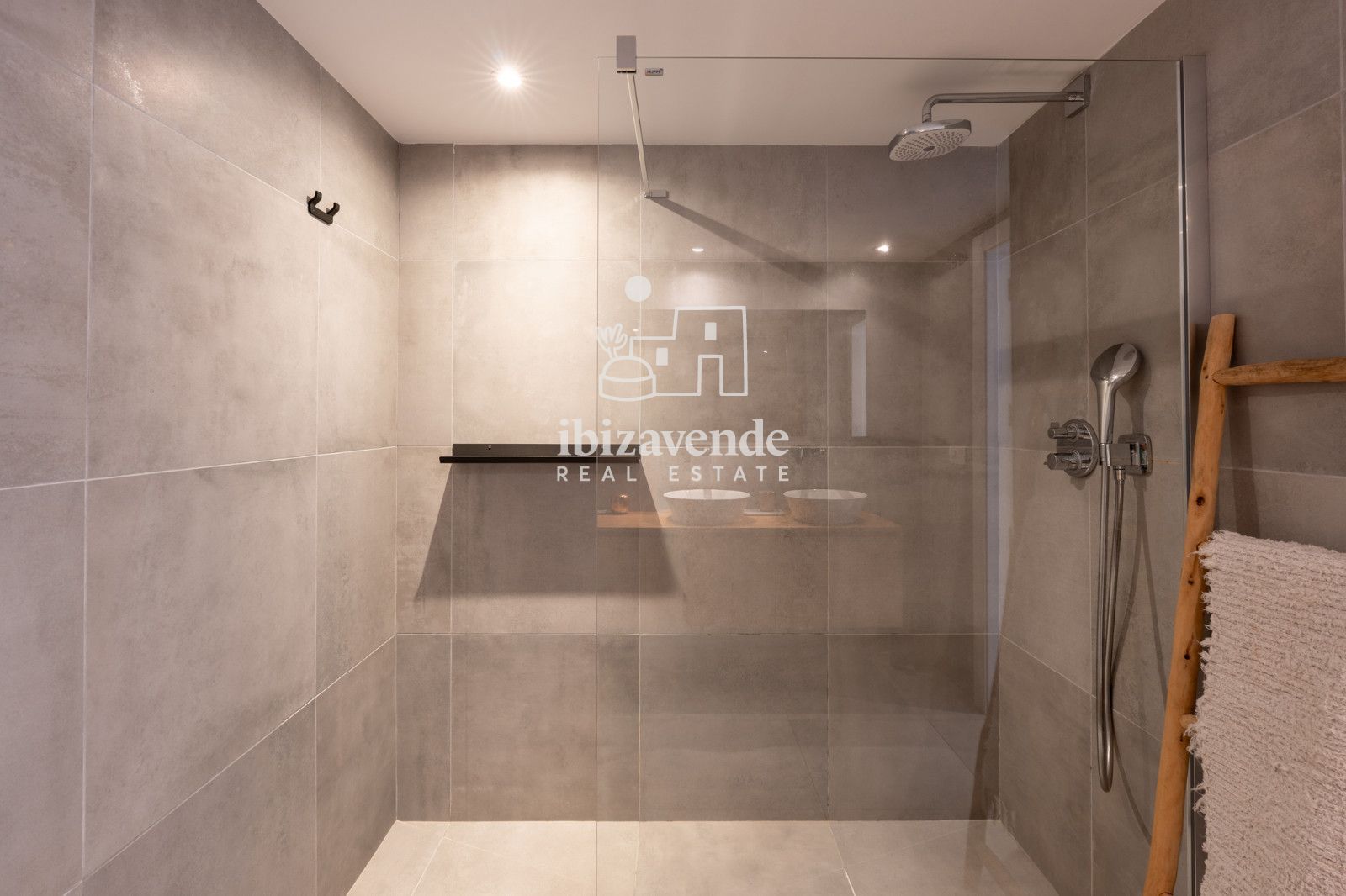 Mobilia Inmueble Image