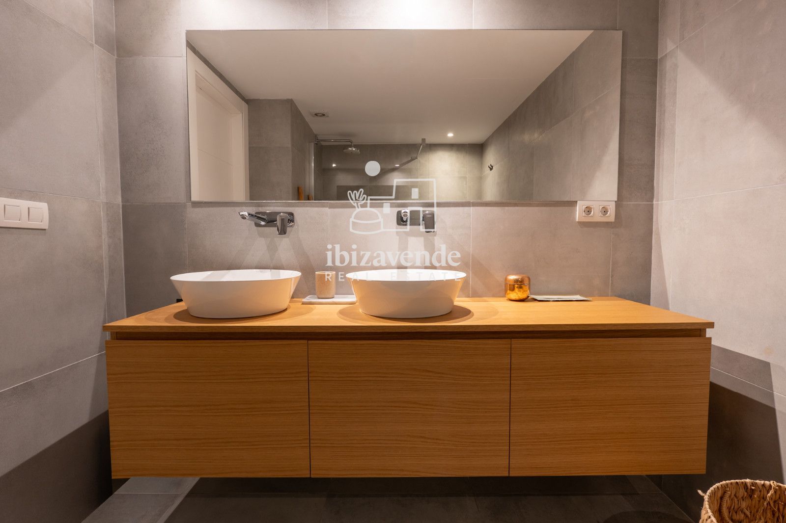 Mobilia Inmueble Image