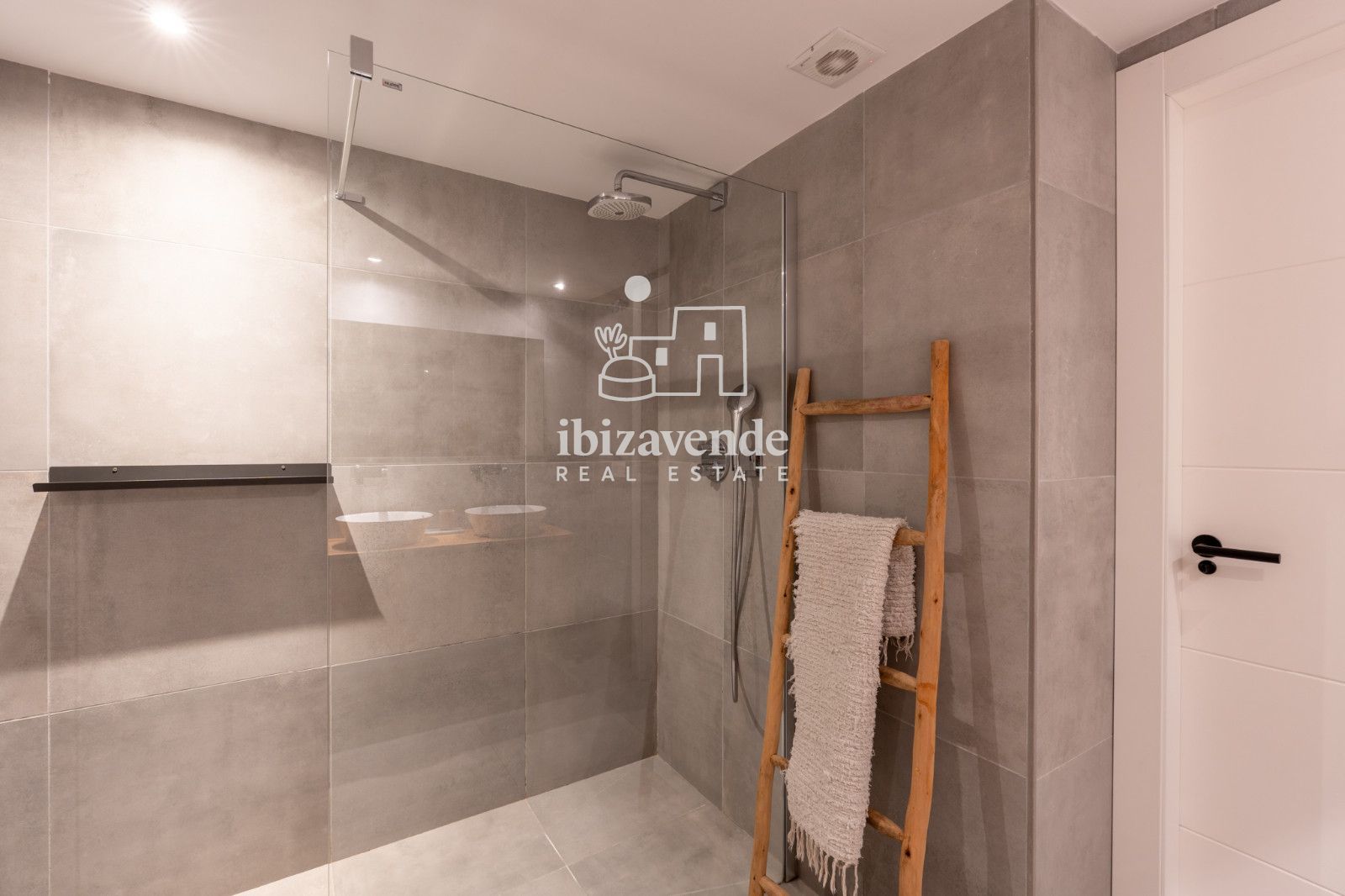 Mobilia Inmueble Image