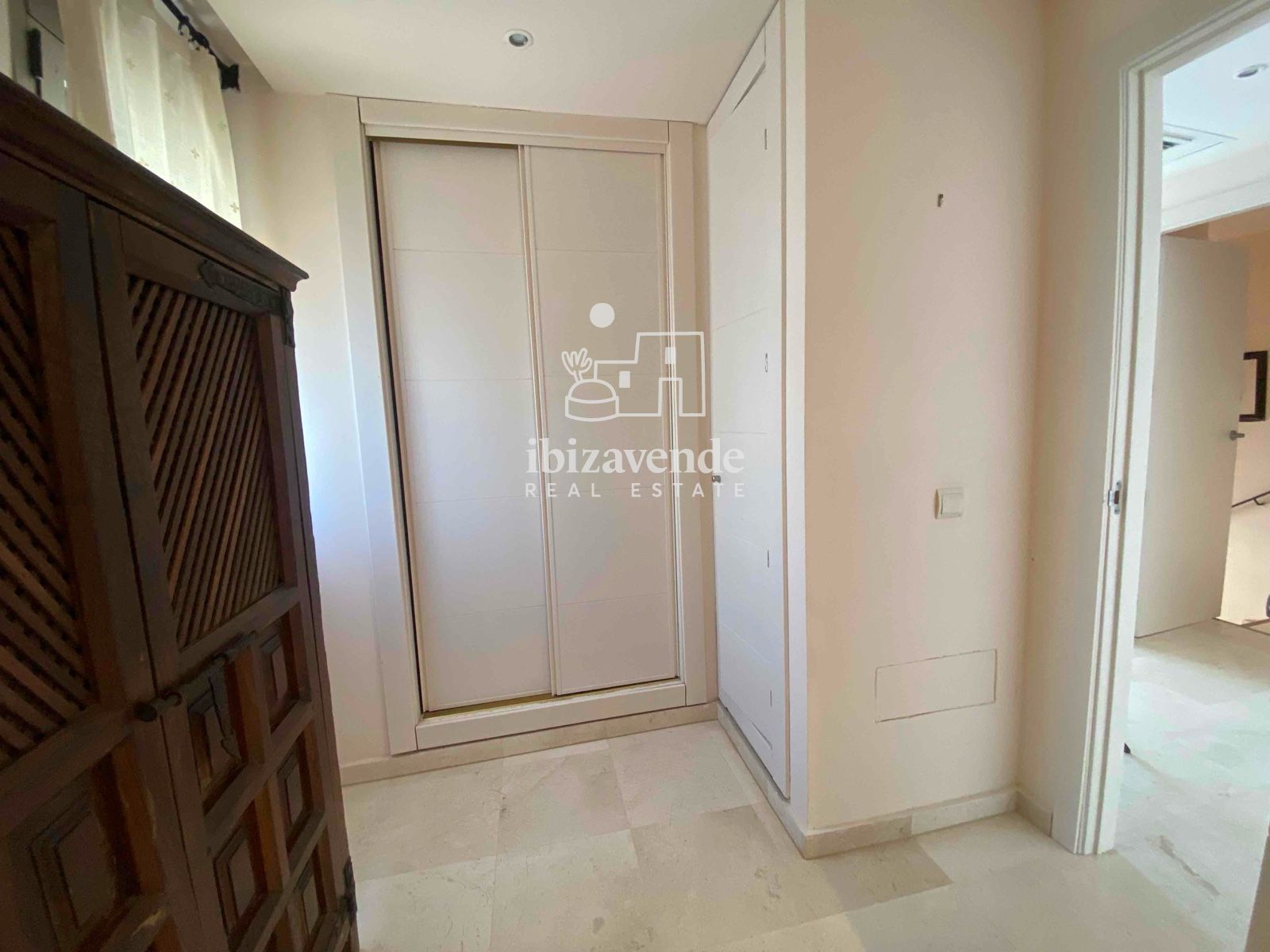 Mobilia Property Image