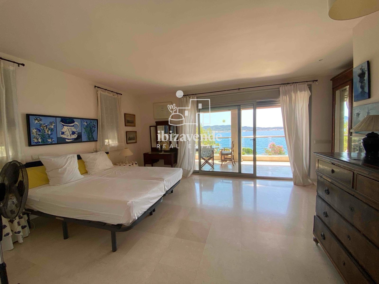 Mobilia Property Image