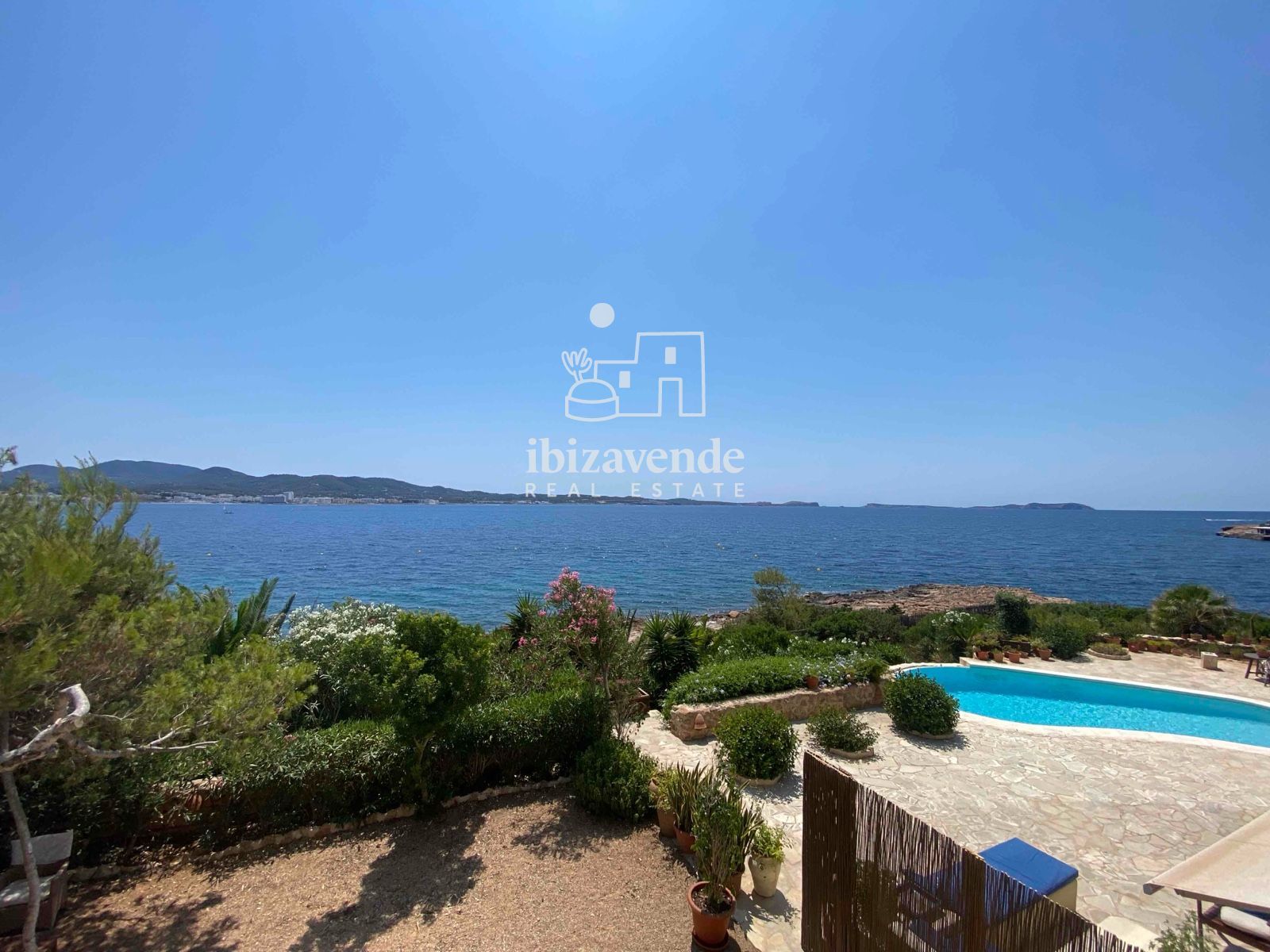 Mobilia Property Image