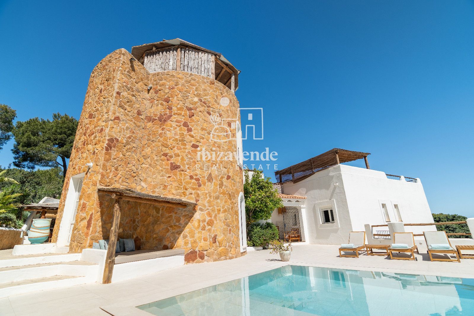 Mobilia Inmueble Image
