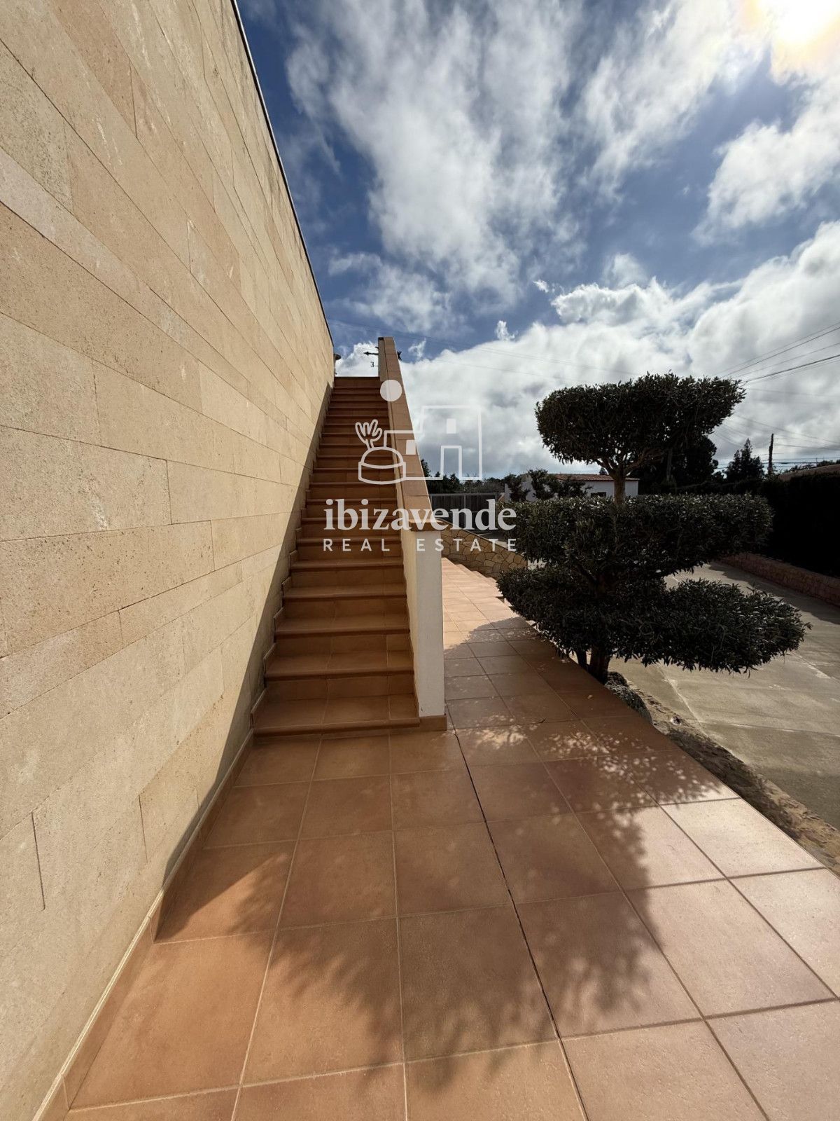 Mobilia Inmueble Image