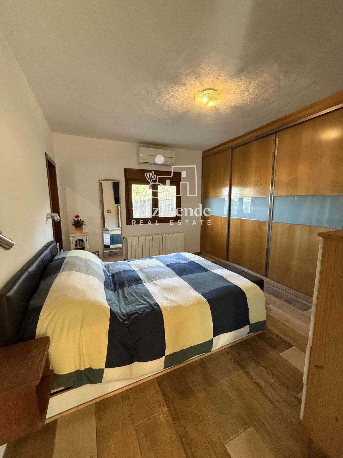 Mobilia Inmueble Image
