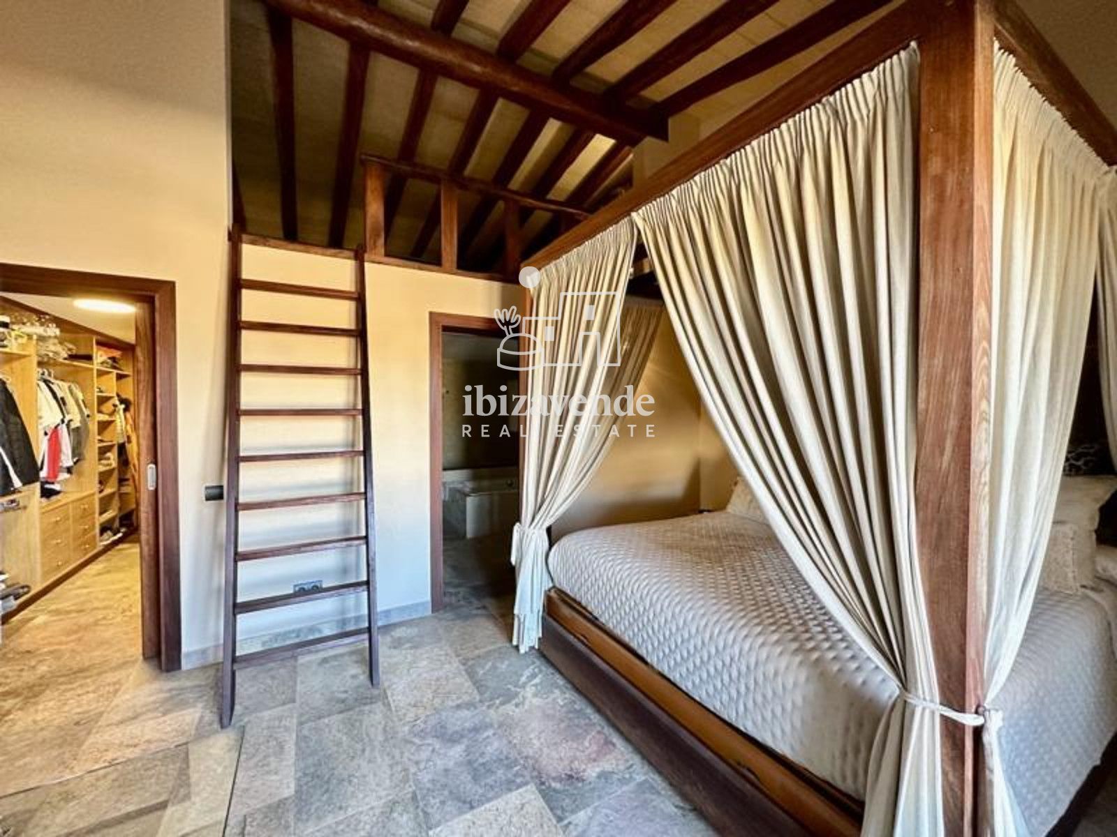 Mobilia Inmueble Image