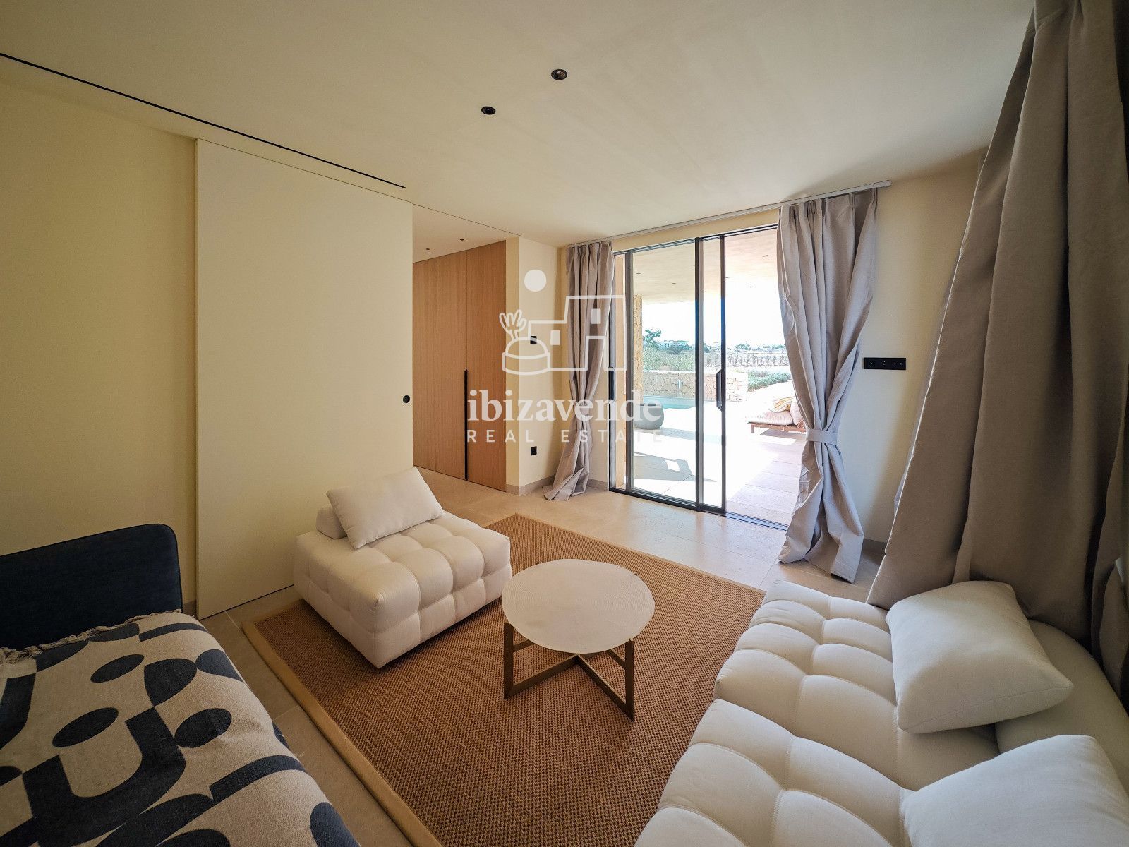 Mobilia Inmueble Image