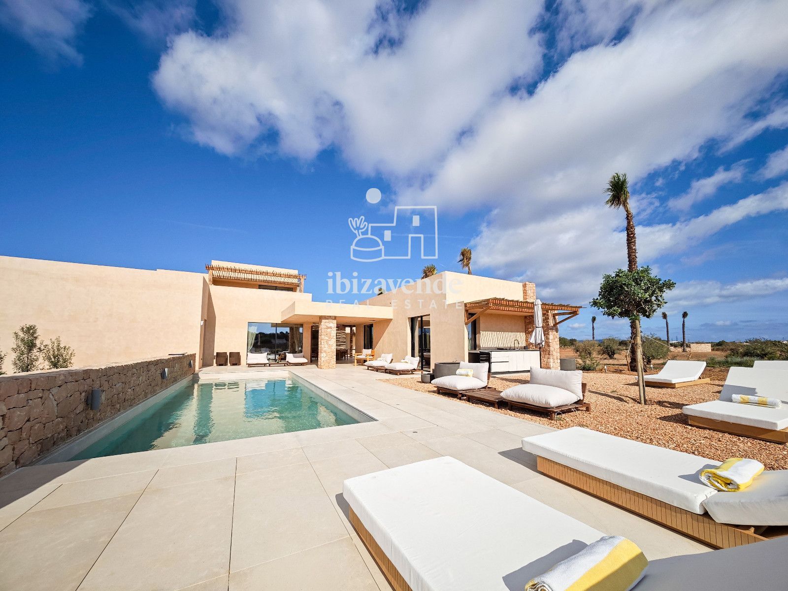Mobilia Inmueble Image