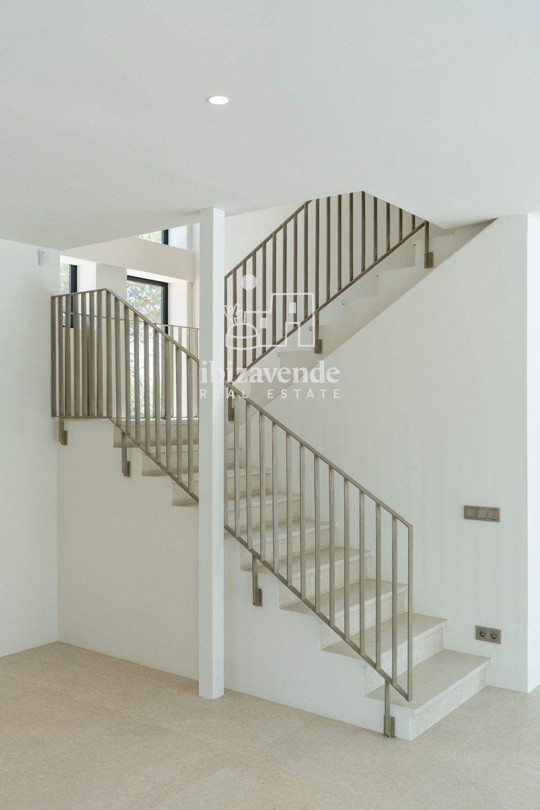 Mobilia Inmueble Image