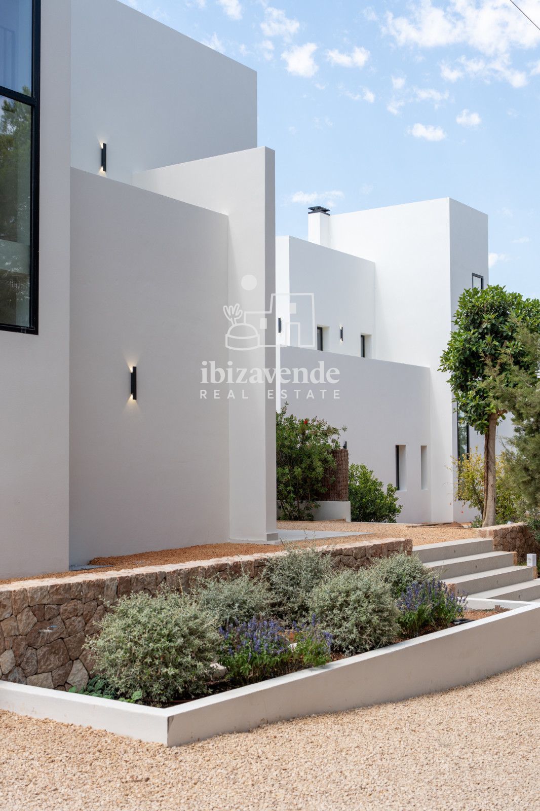 Mobilia Inmueble Image