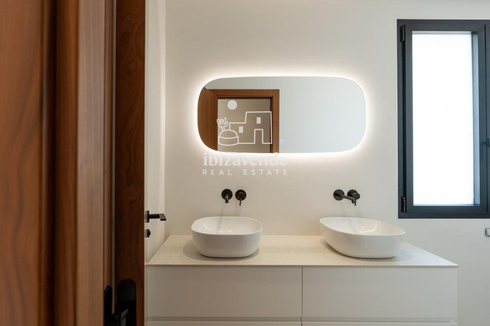 Mobilia Inmueble Image