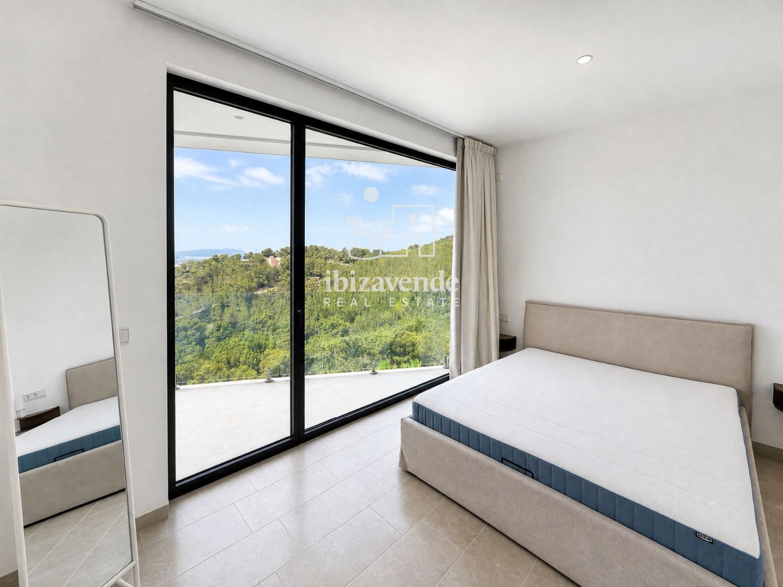Mobilia Inmueble Image