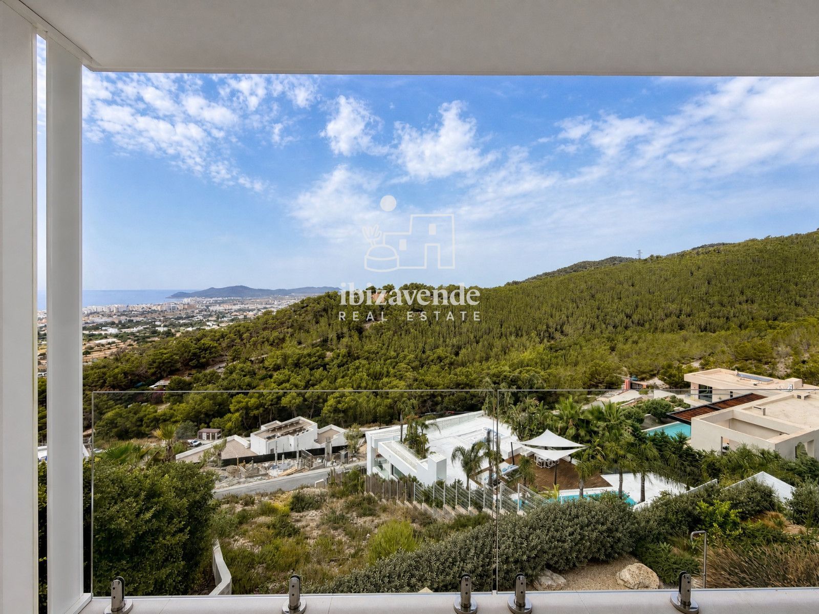 Mobilia Inmueble Image