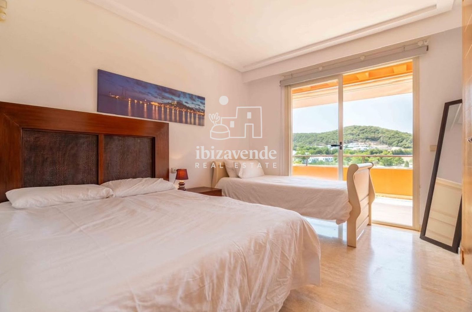 Mobilia Inmueble Image