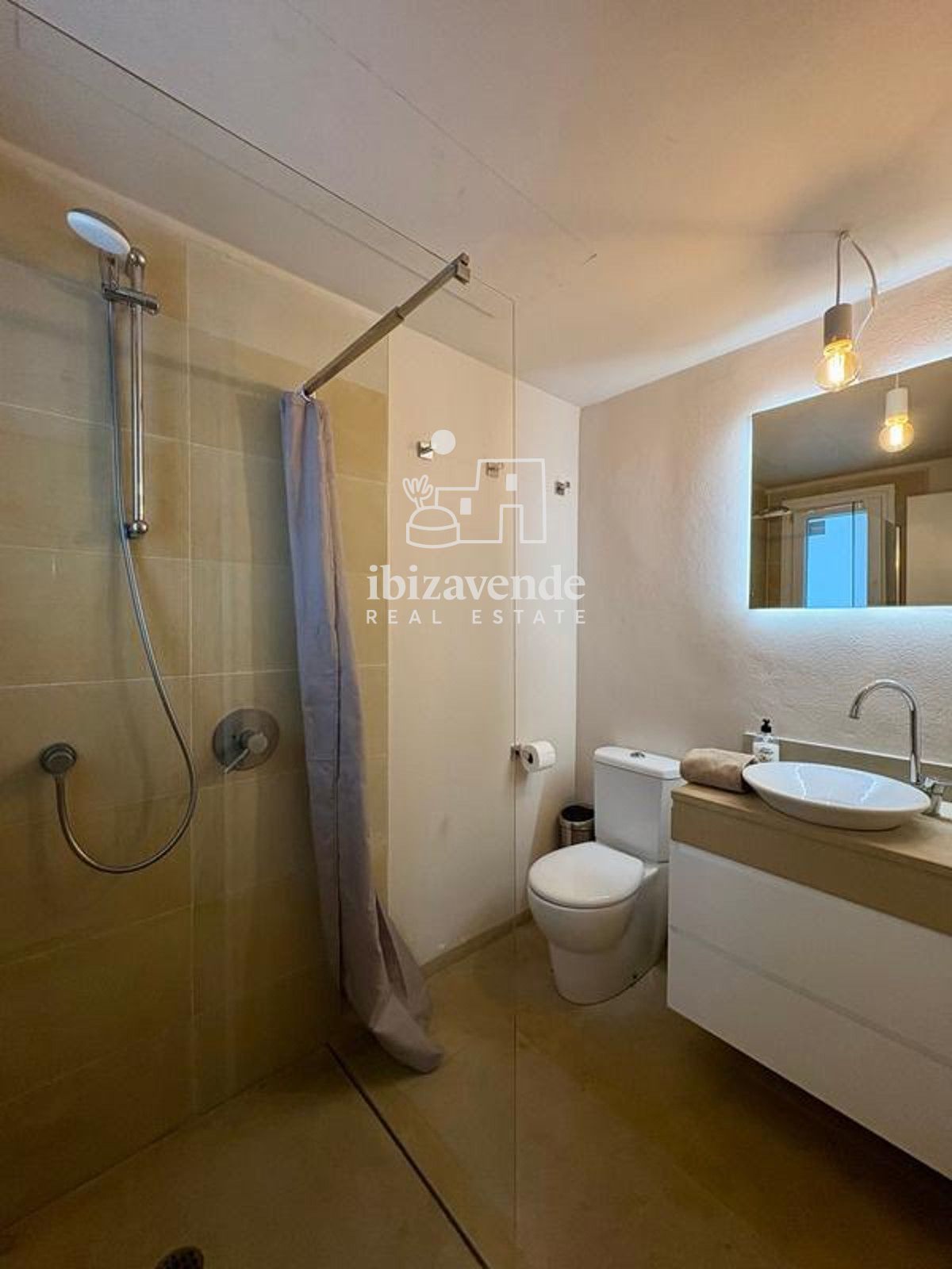 Mobilia Inmueble Image