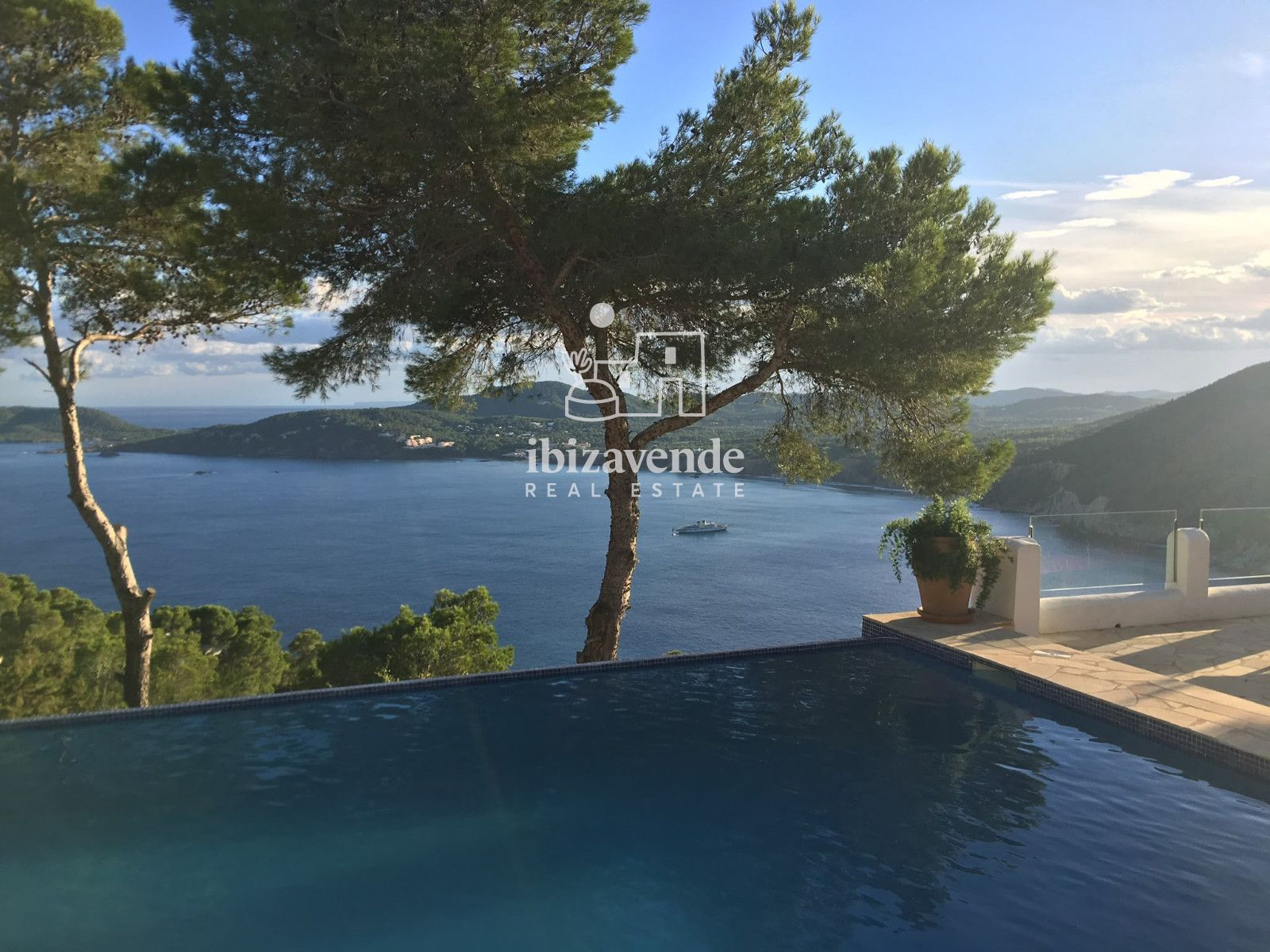 Mobilia Inmueble Image